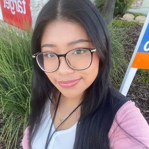 Meet your Posher, Luz